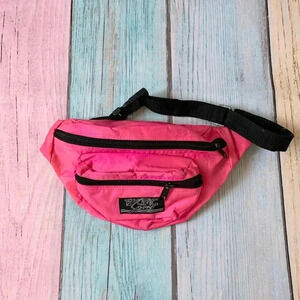Hot pink vintage 80s Fanny pack